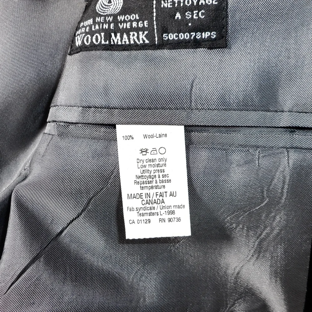 Calvin Klein Mens 43R Solid Black Suit 3 Button 100% Wool 40x30 Pant Flat XLNT